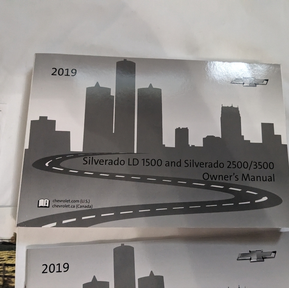 2019 Chevrolet Silverado LD 1500 2500/3500 Owners Manual Operator Manual 2019